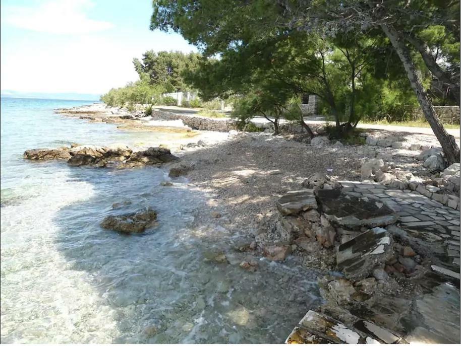 Apartman Mare Milna  Buitenkant foto