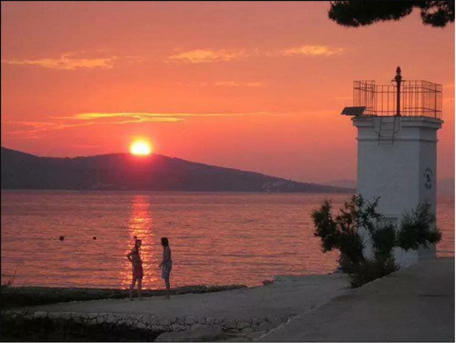 Apartman Mare Milna  Buitenkant foto